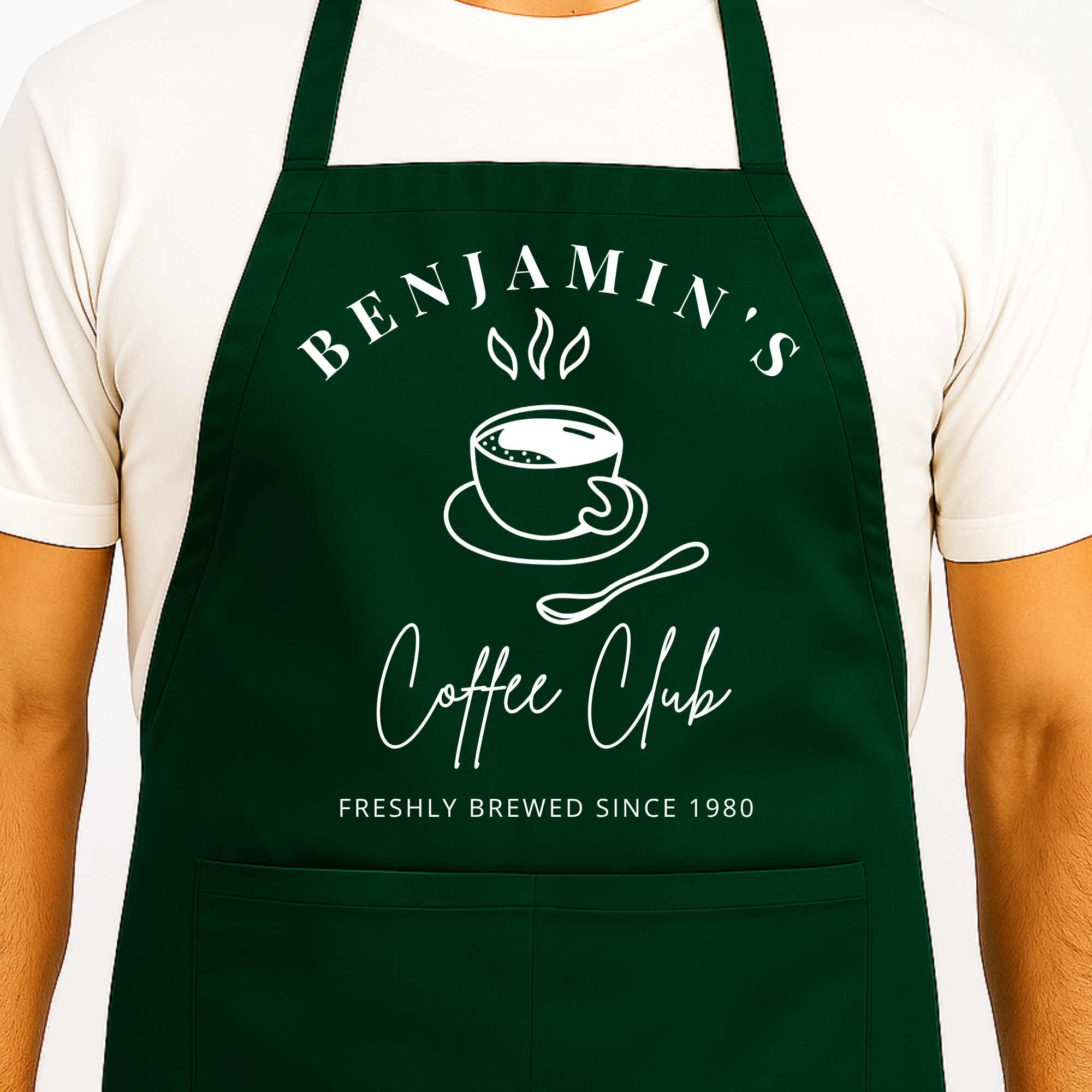 Gepersonaliseerd koffieschort met naam, kop en lepeltje design, groen